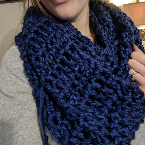 CHUNKY SCARF (made to order) - Picture 16 of 16